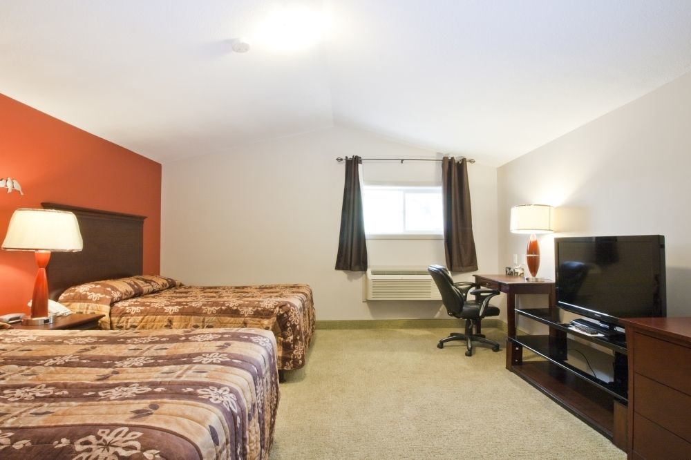 Travelodge By Wyndham Kindersley Экстерьер фото