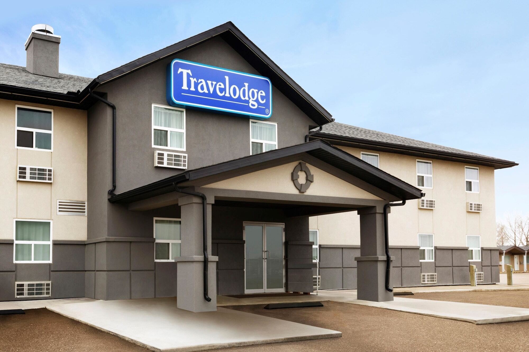 Travelodge By Wyndham Kindersley Экстерьер фото