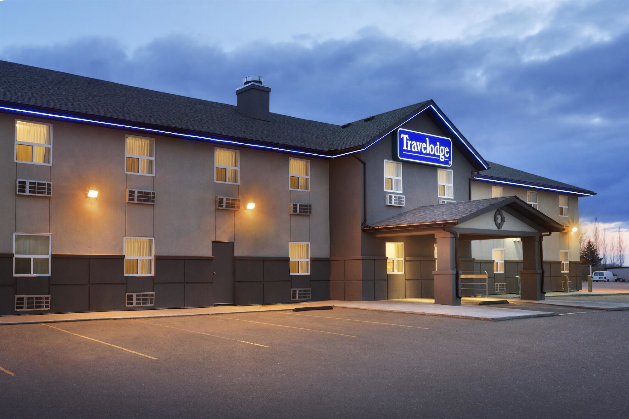 Travelodge By Wyndham Kindersley Экстерьер фото